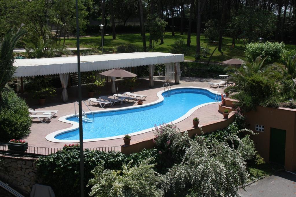 Husa Fornells Park Vilablareix Экстерьер фото